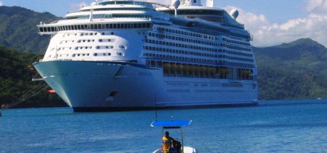 Cruise Line Credit Cards: Which is best?